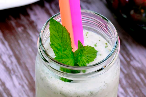 Naneli Ayran / Turkish Ayran with Mint